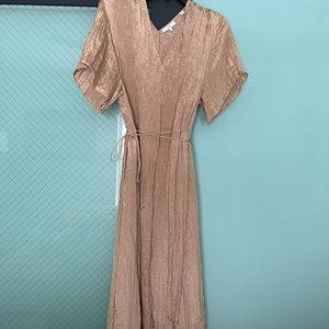 Vince Gold Textured V-neck Night Out Dress